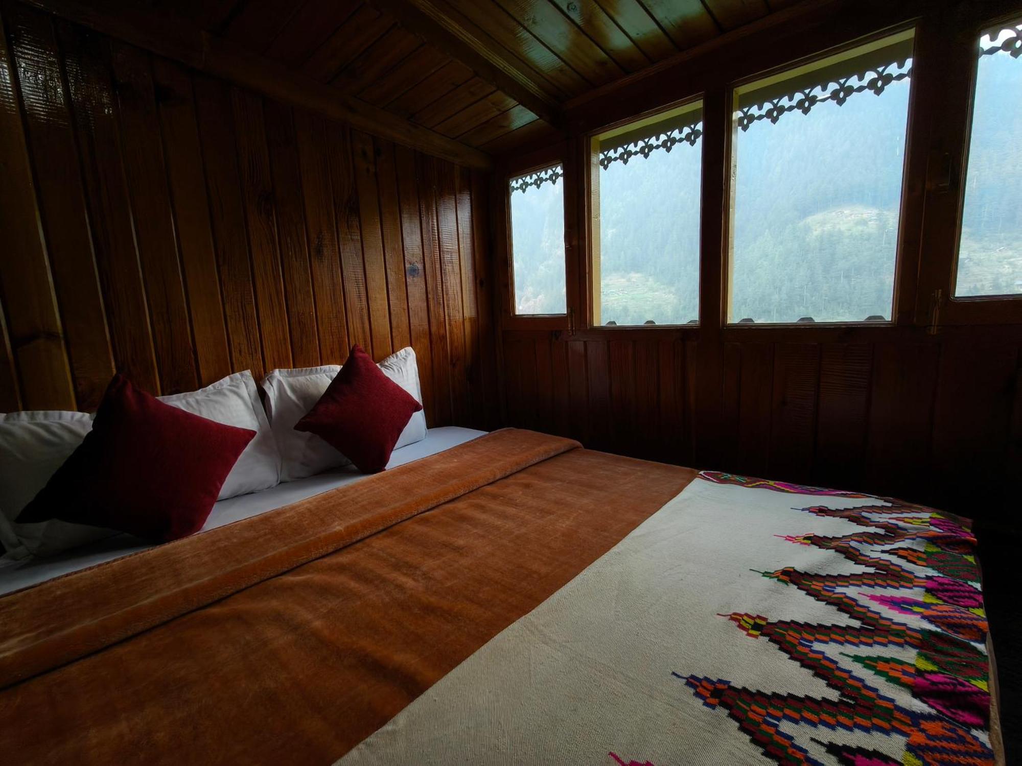 Mountain Retreat * Jibhi