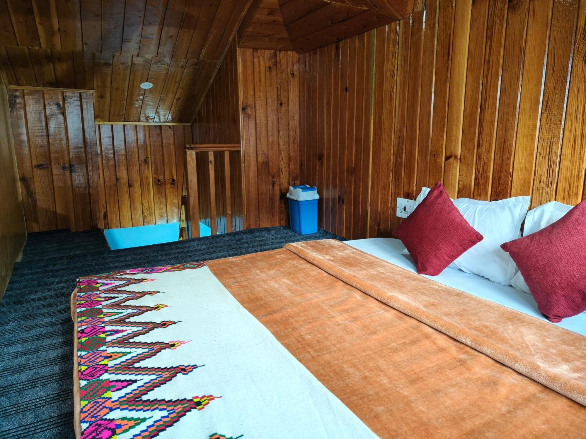 Homestay Mountain Retreat *
